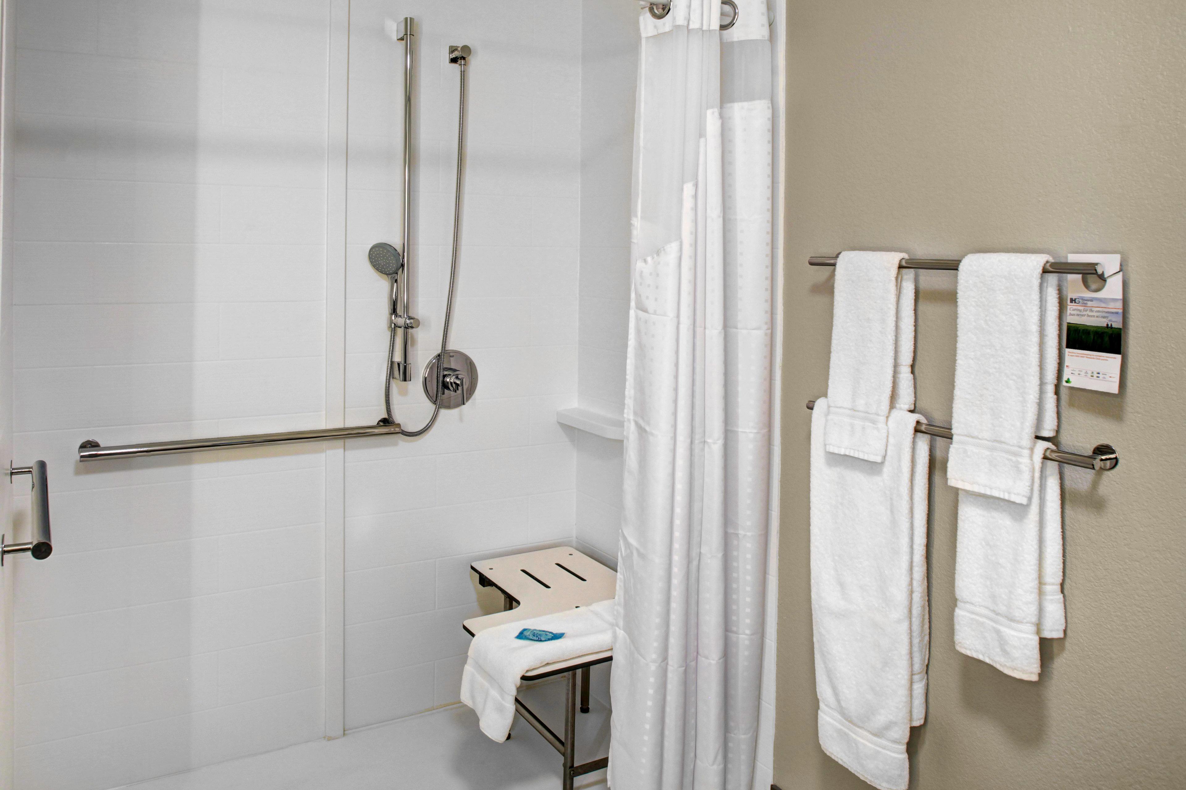 Holiday Inn Express & Suites Coldwater By Ihg Εξωτερικό φωτογραφία