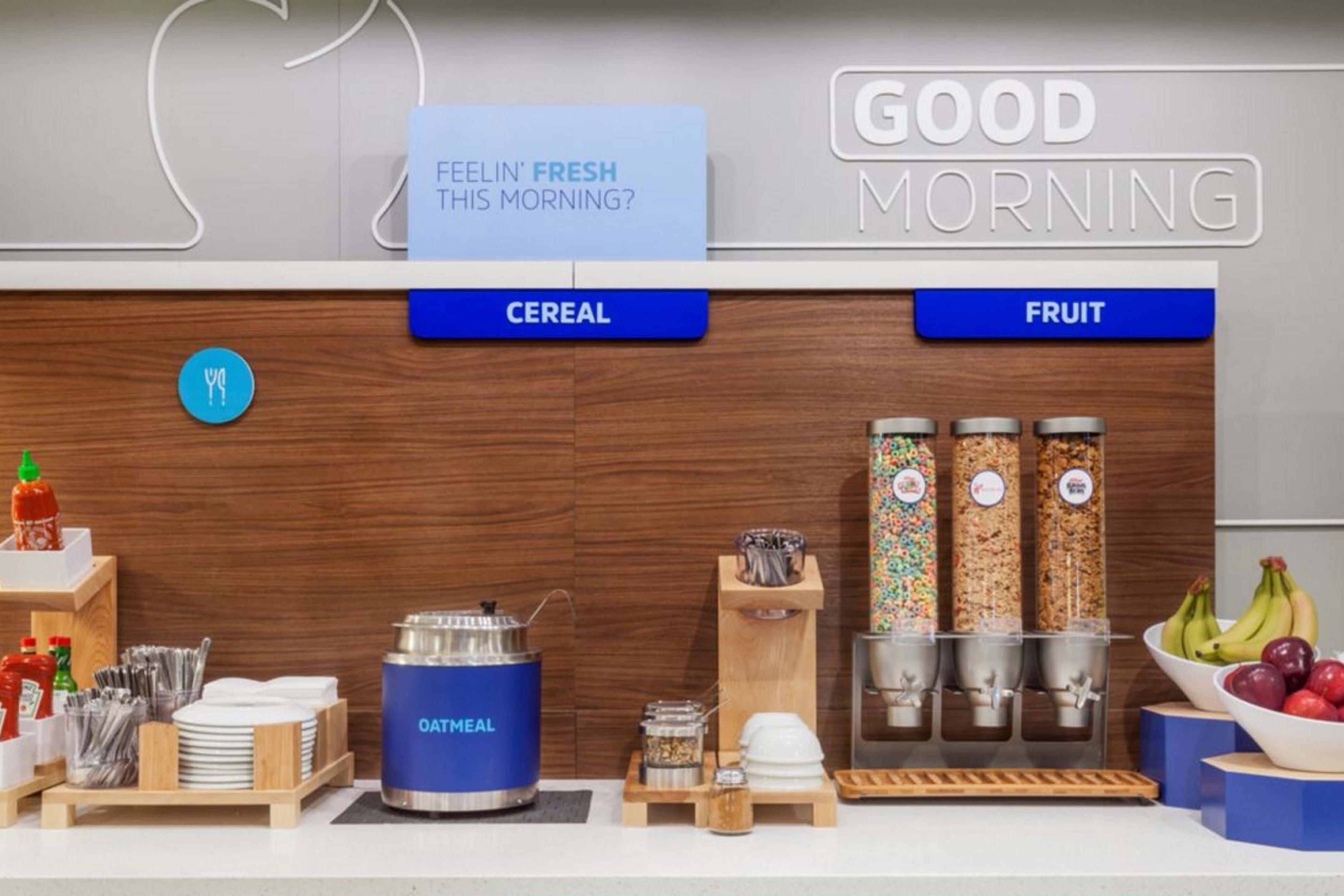 Holiday Inn Express & Suites Coldwater By Ihg Εξωτερικό φωτογραφία