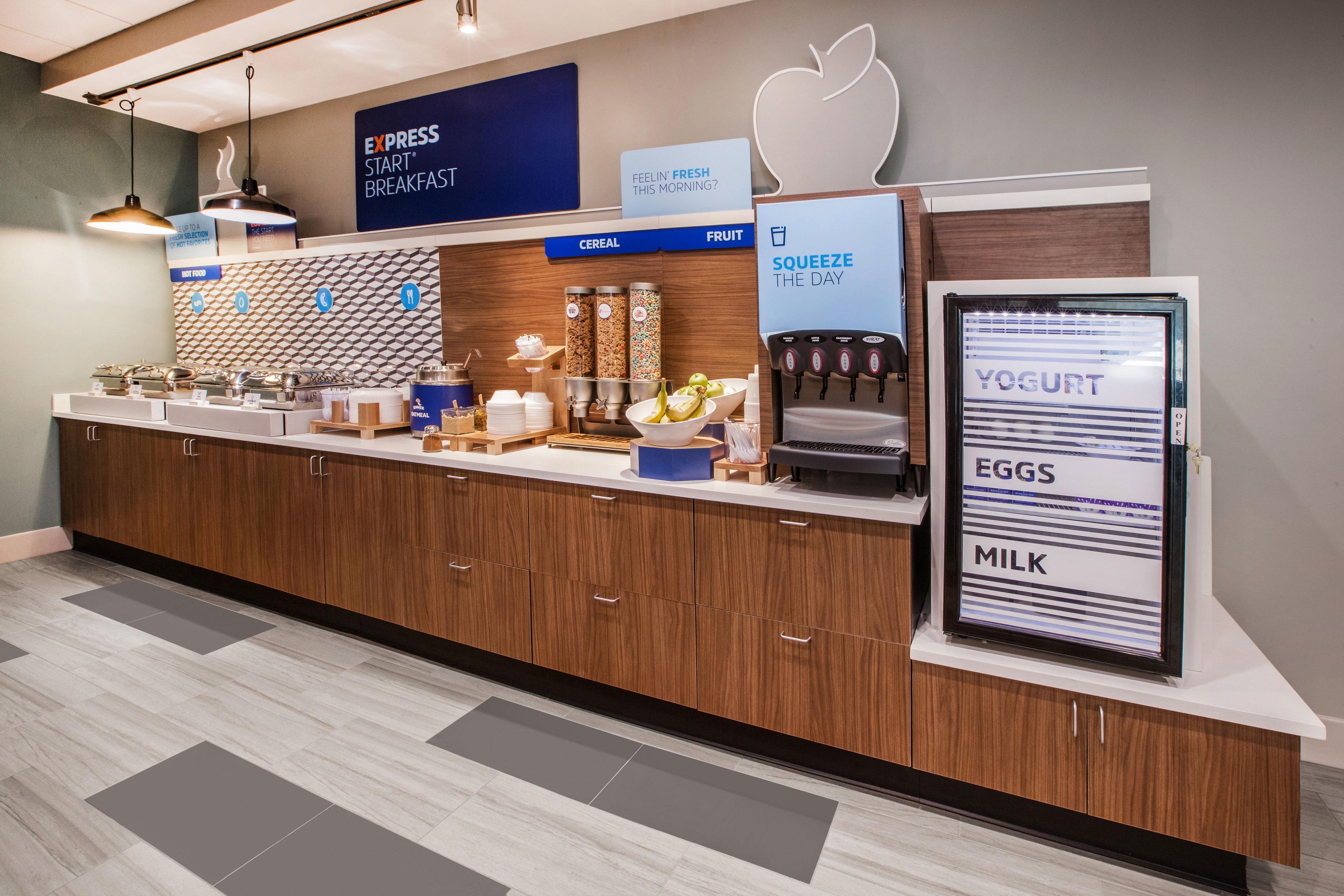 Holiday Inn Express & Suites Coldwater By Ihg Εξωτερικό φωτογραφία