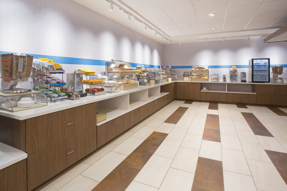 Holiday Inn Express & Suites Coldwater By Ihg Εξωτερικό φωτογραφία